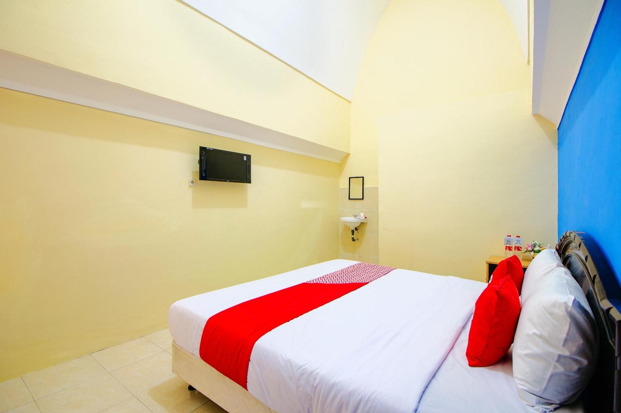 Oyo Life 1643 Grand Monica Maguwo Exterior foto