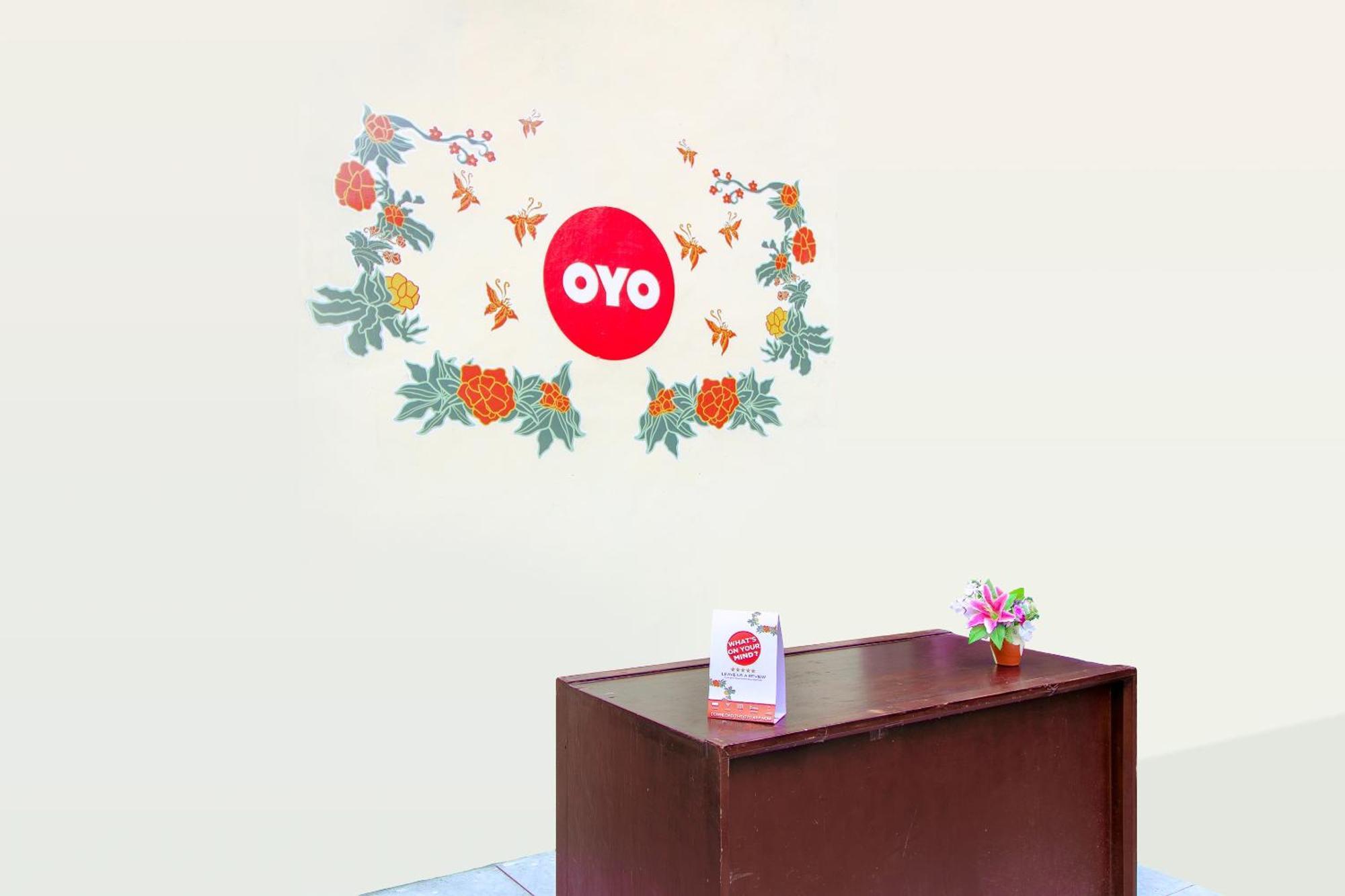 Oyo Life 1643 Grand Monica Maguwo Exterior foto