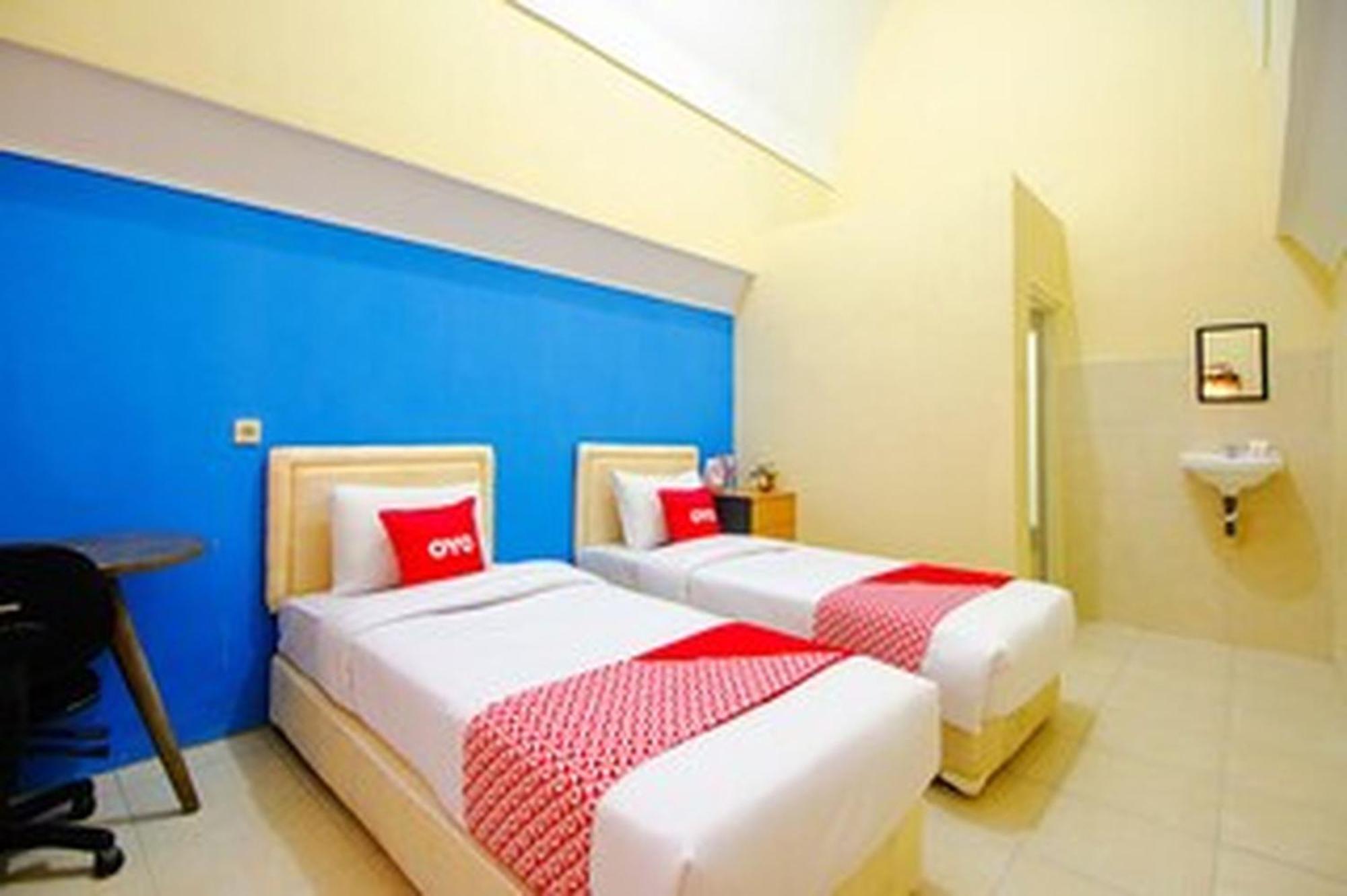 Oyo Life 1643 Grand Monica Maguwo Exterior foto